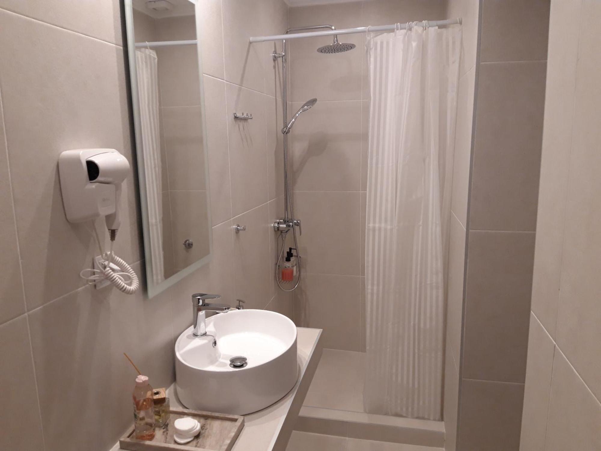 Kastoria Book House With Yard Apartment Luaran gambar
